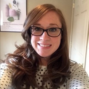 Meet your Posher, Caitlyn